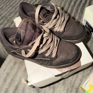 Travis Scott Women's Brown Suede Low-Top Sneakers with Tan Laces